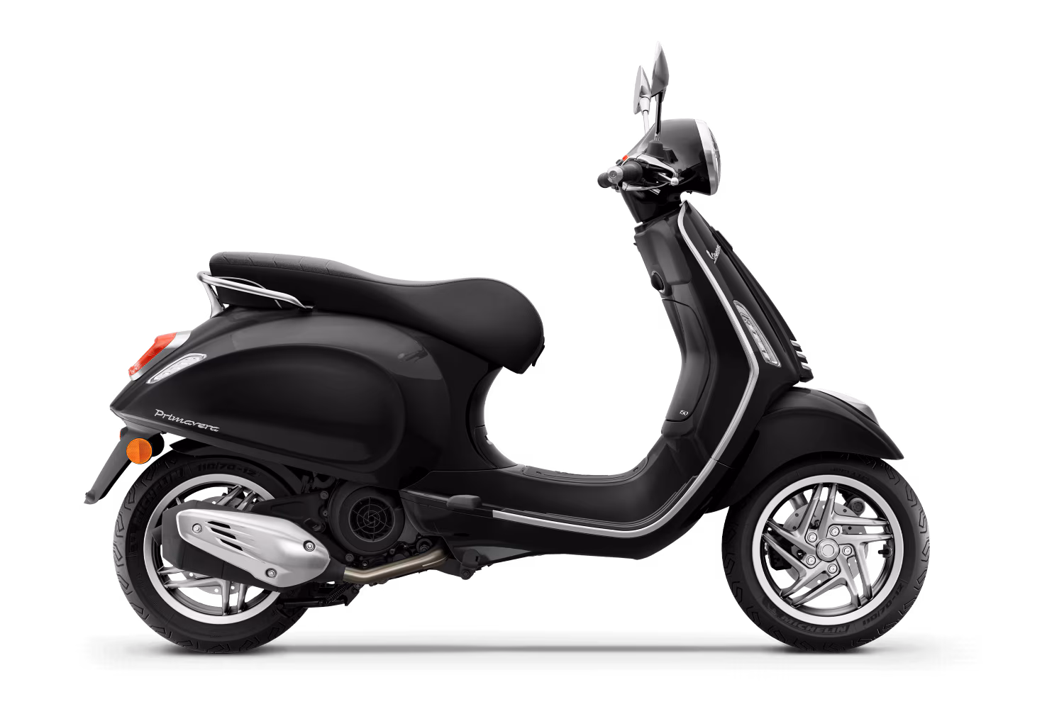 Vespa Primavera 150 Euro 5+ nero convinto Vespa Primavera 150 Euro 5+ nero convinto