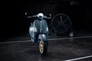 Vespa Officina 8